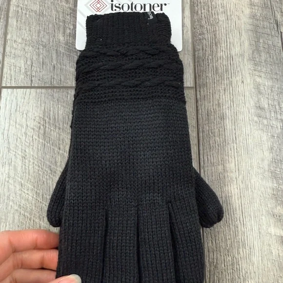 Isotoner Black Knit Gloves‎ - Picture 6 of 7